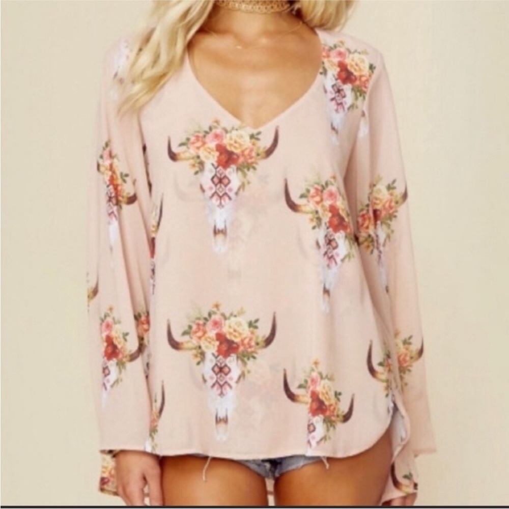 Large Show Me Your MuMu Pink Bull Skull and Flowers Bell Sleeve Shirt